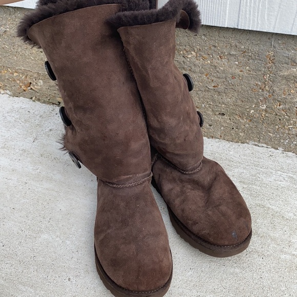 Brown Ugg boots - Picture 3 of 6